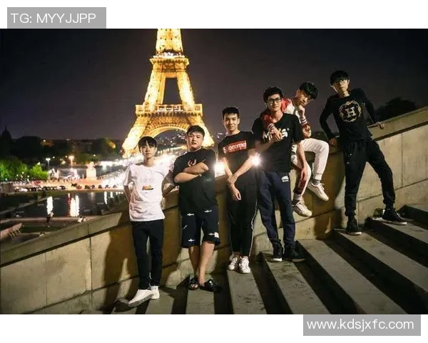 聚焦王者荣耀：RNG的团队协作话题